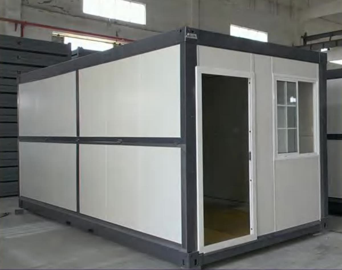 Luxury Folding Flat-Pack House