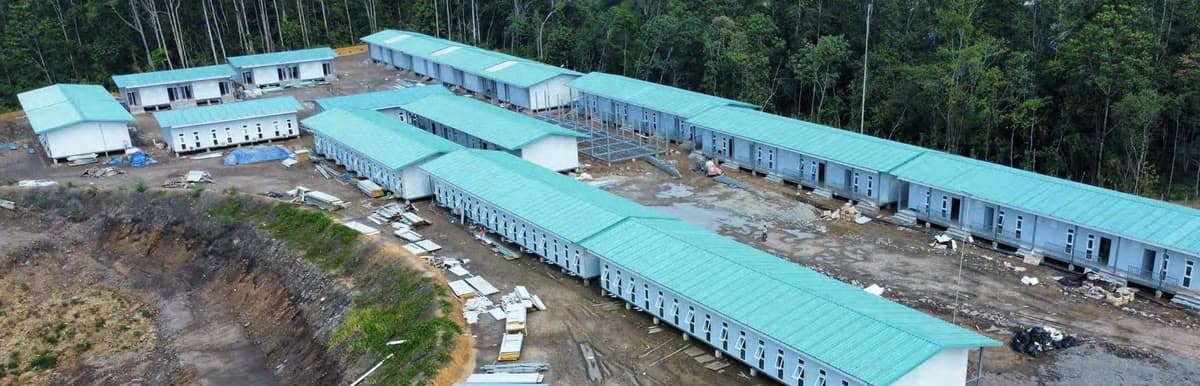 Prefabricated T House