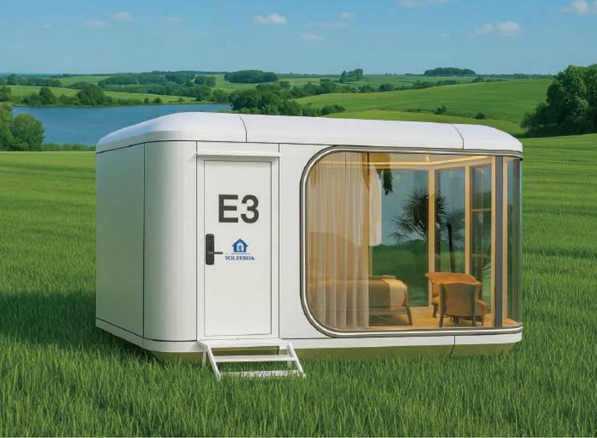 E3 Capsule